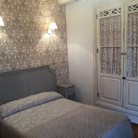 Apartamento Rio Ebro Apartment *